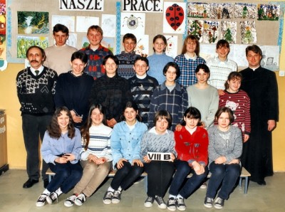 Rok 1997 - pan Roman Grabiec z klasą VIIIb