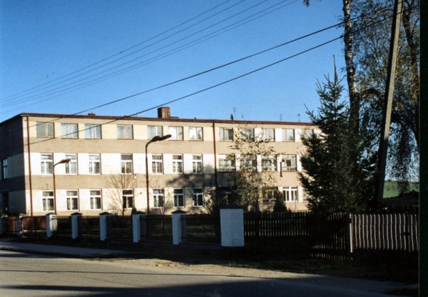 Budynek szkolny - rok 2000